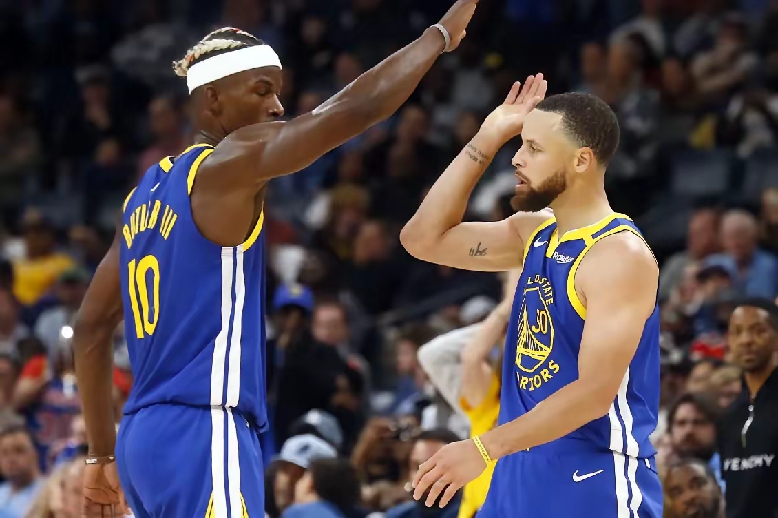 勇士队内外线齐头并进赛季关键时刻