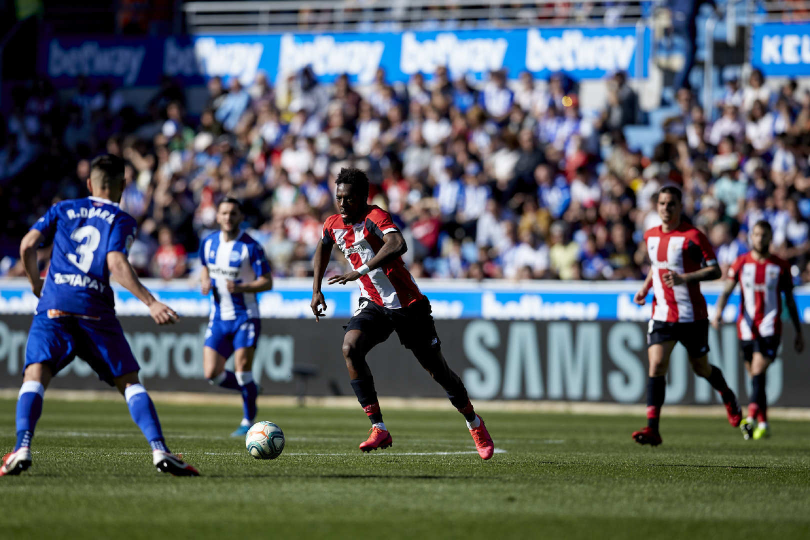 三亿体育体育竞技-包含摩纳哥客场遭遇失利,降级形势愈加严峻.的词条