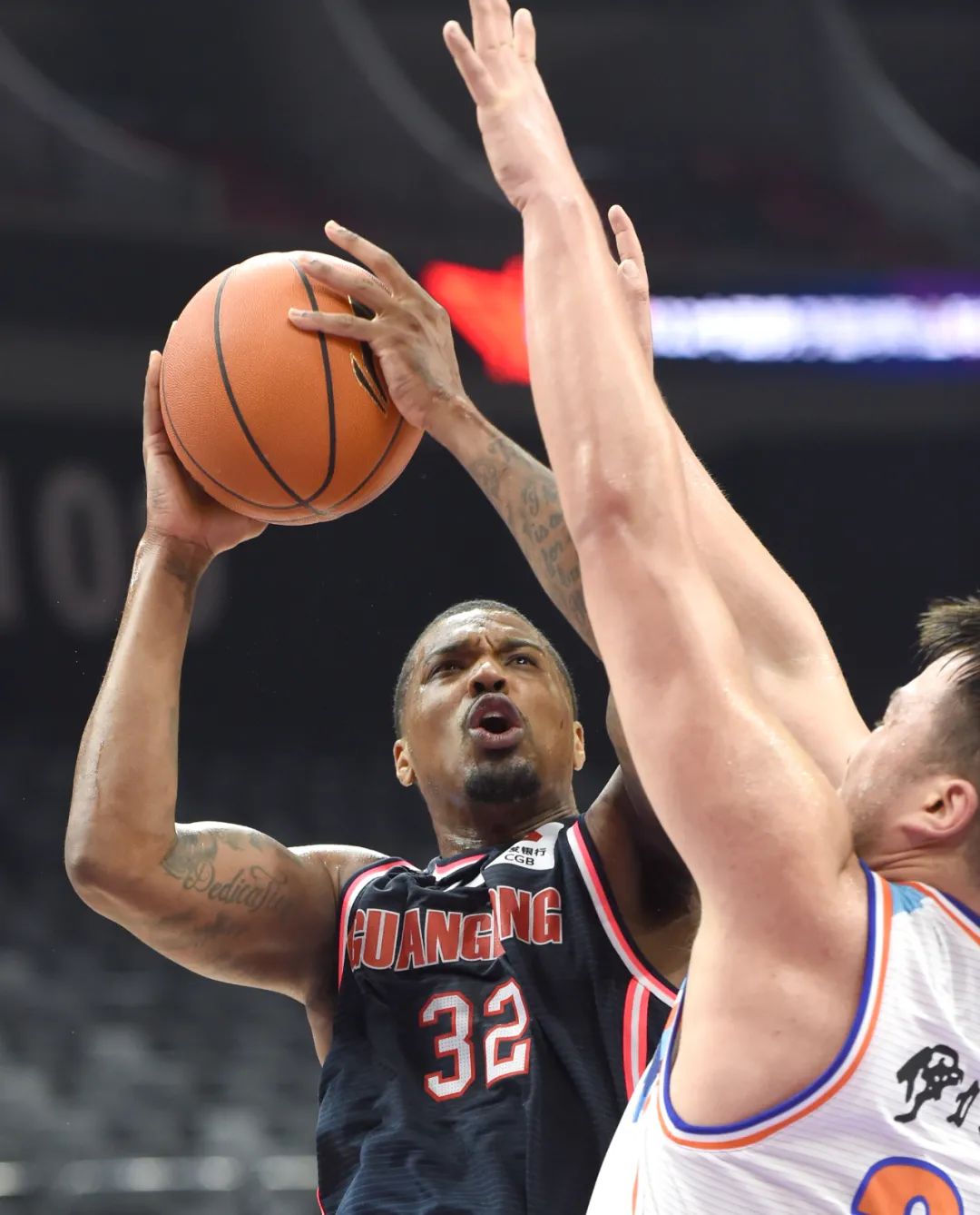 关于江西男篮客场遭遇失败，须调整状态的信息