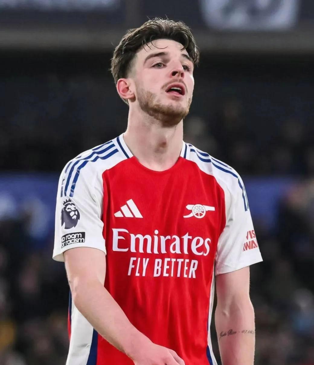 英格兰足球队战力全开，登顶冠军宝座