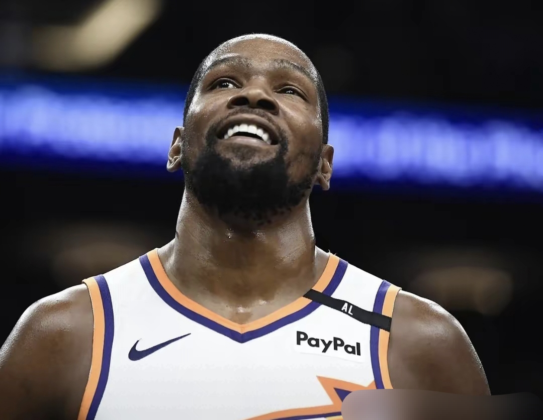 关于太阳再胜尼克斯，艾顿表现出色！的信息