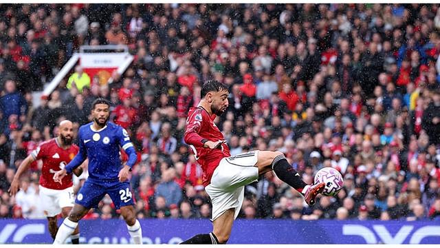 曼联客场轻松击败切尔西，升至前四位置