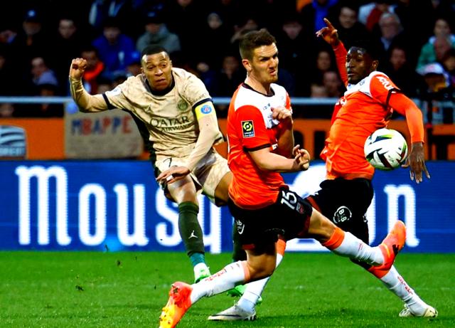 三亿体育体育新闻-马赛击败里昂，继续保持领先地位