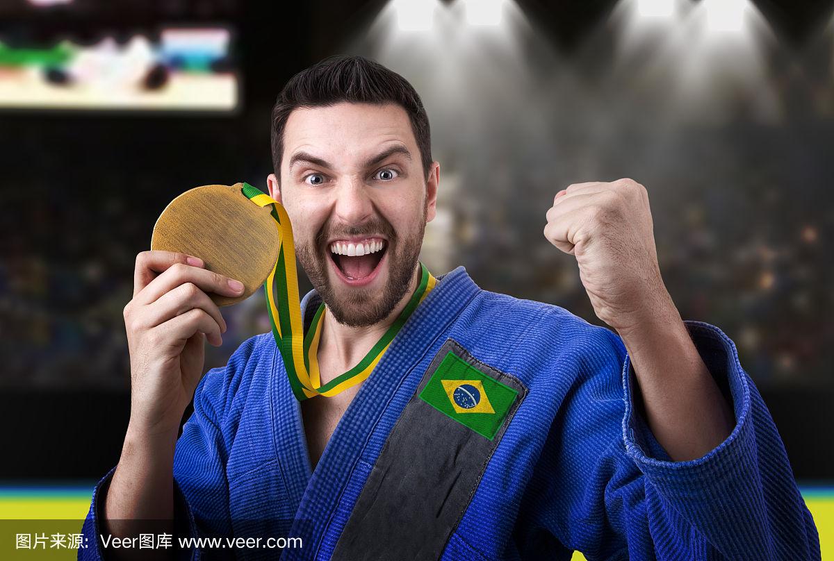 三亿体育体育网页版登录入口-巴西选手在柔道比赛中展现实力